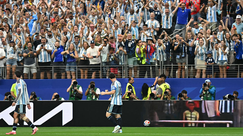Argentina fans take over Dallas Stadium for Messi's historic day