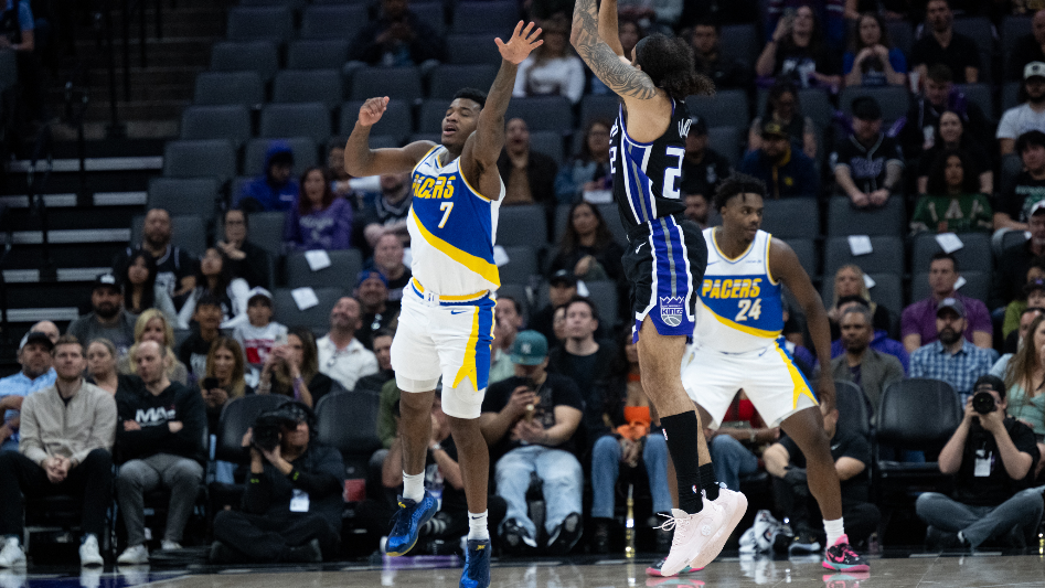 Watch: Devin Carter on way to sparking Sacramento Kings comeback victory