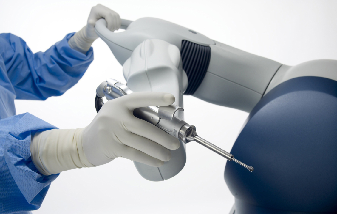 Robotic tool a ‘game changer’ for Lakewood surgeon