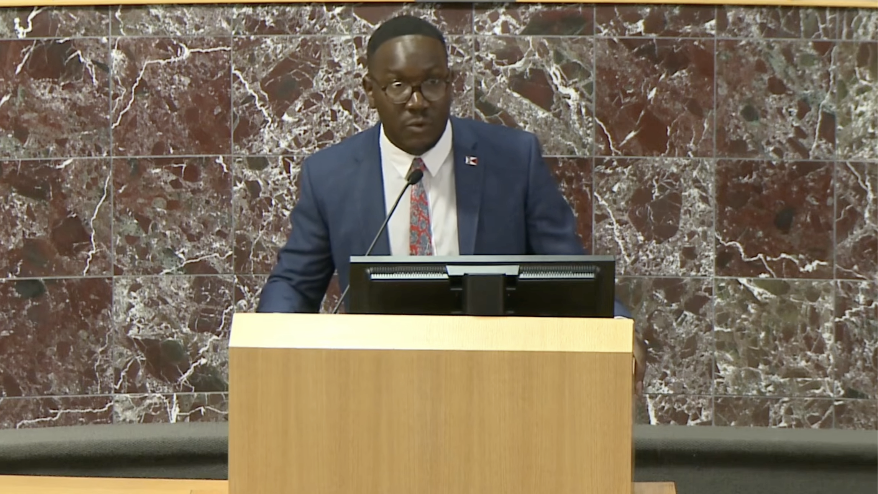 On transgender issue, councilman schools mayor in political courage | Opinion