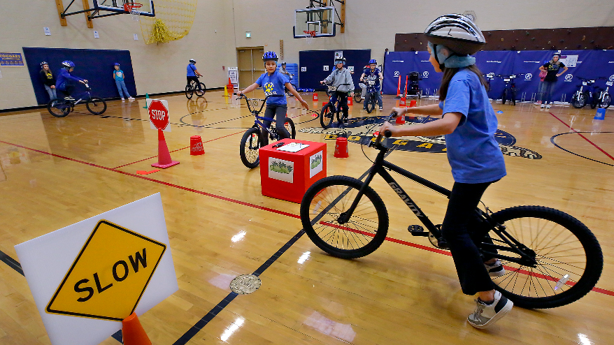 Tri-City students learn bike safety with Let’s Go program