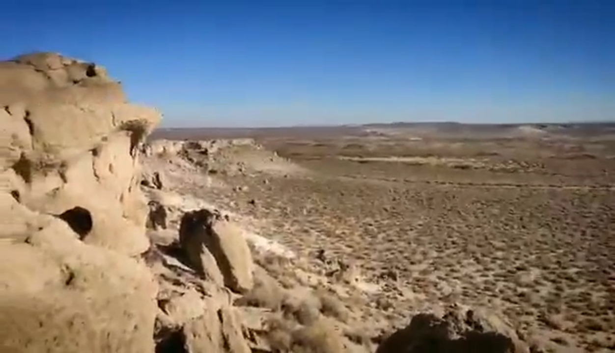 Walk along strange oolite rocks on this Idaho hike