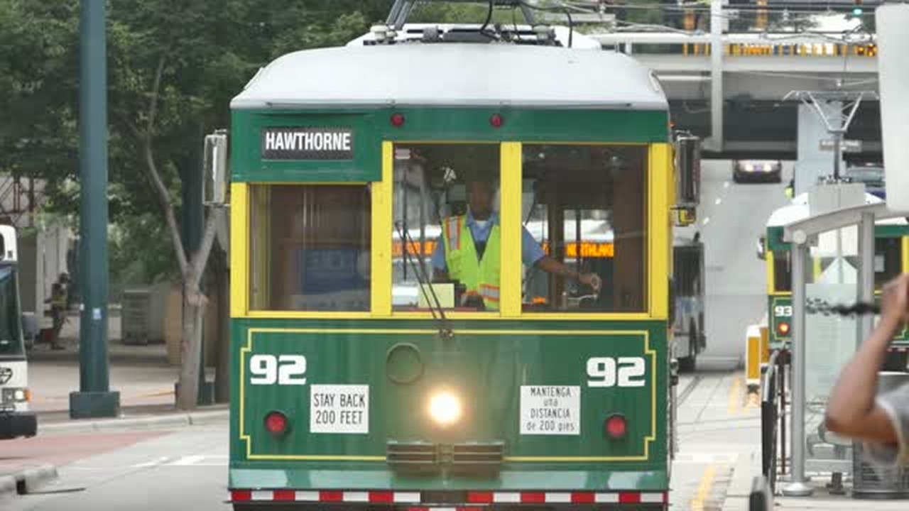 ‘It’s like being on an island.’ Streetcar construction disrupts business, development