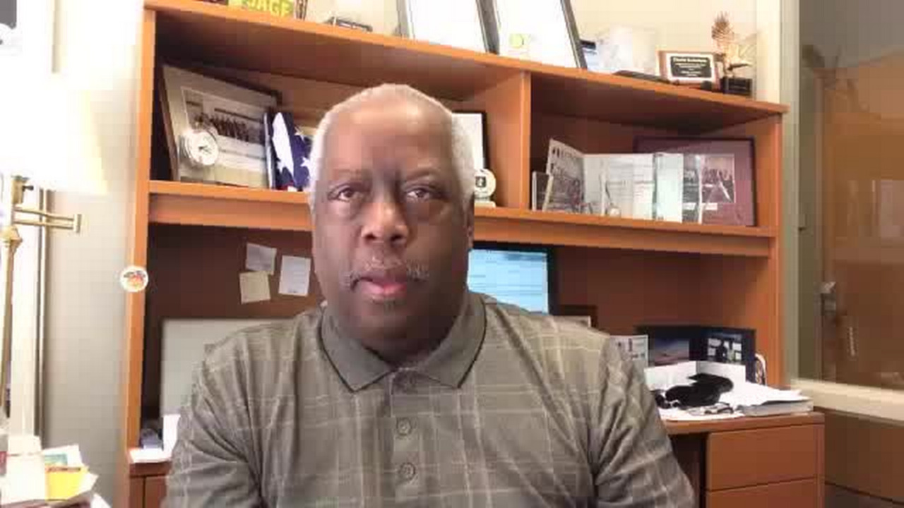 Video: The impossible promises of presidential candidates