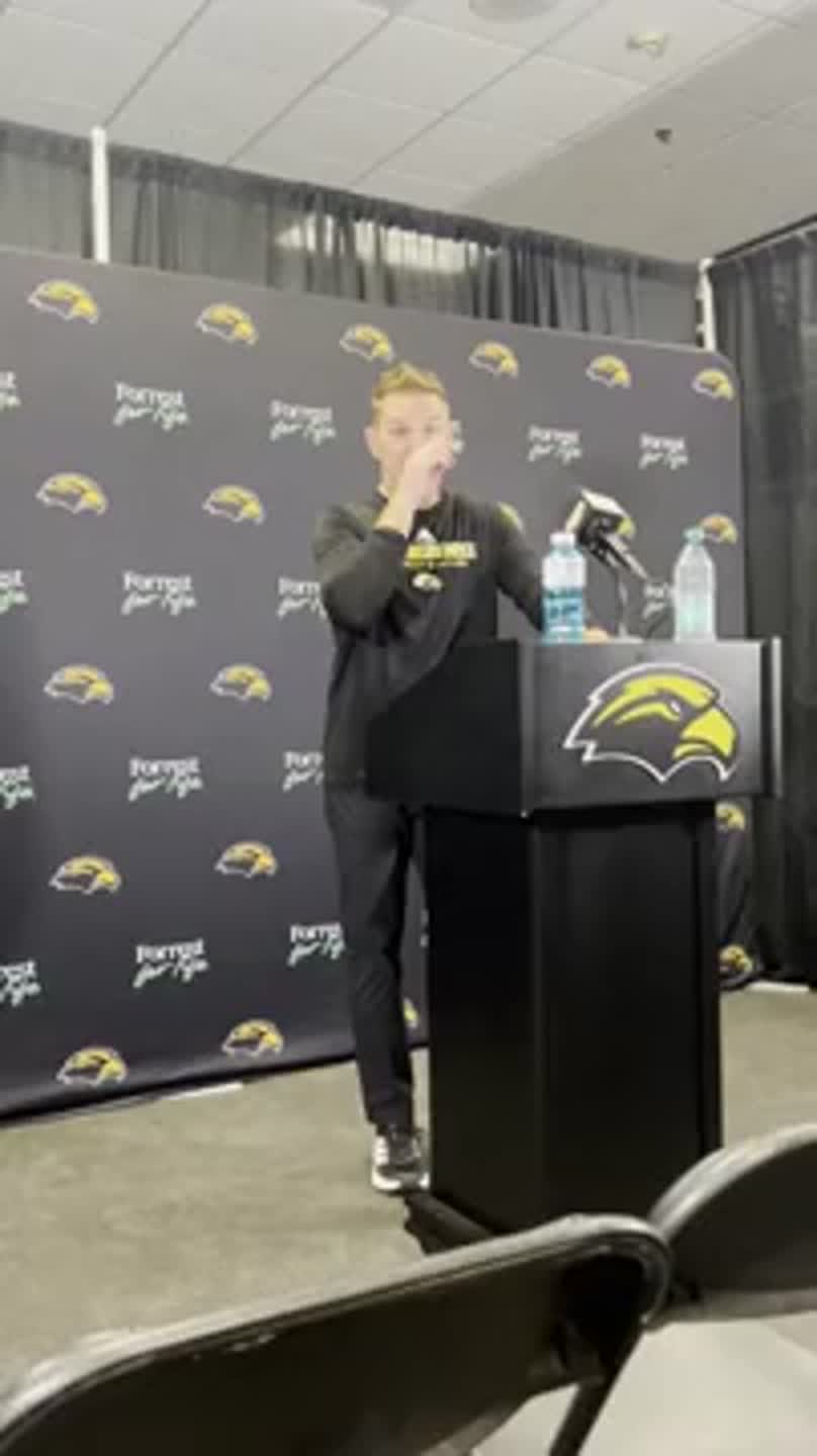 Southern Miss coach Blake Anderson speaks after victory (Video)