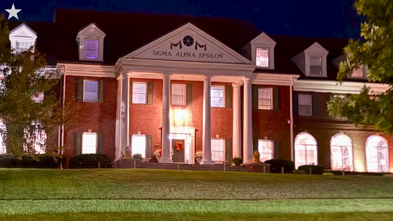 911 recording captures fraternity members performing CPR while awaiting paramedics