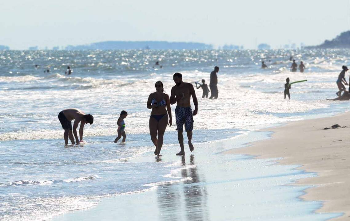 Why is Hilton Head and the Lowcountry special as a tourist destination?