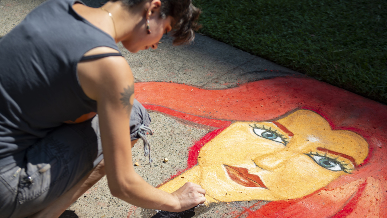‘Everything I’ve … learned in art is from her.’ Artists share inspiration at Chalk It Up