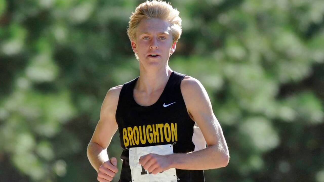 Broughton senior Jeremy Brown wins Cap-8 cross country title 