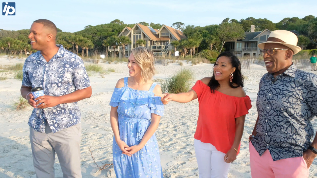 Al Roker spots Hilton Head fan’s sign at taping of Today’s 3rd Hour show