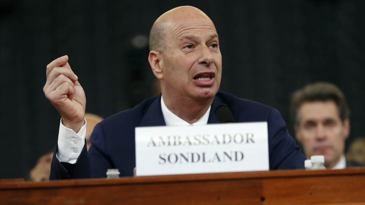 Protesters chanted ‘tell the truth’ at Sondland hotel. Now he says Trump wanted ‘quid pro quo’