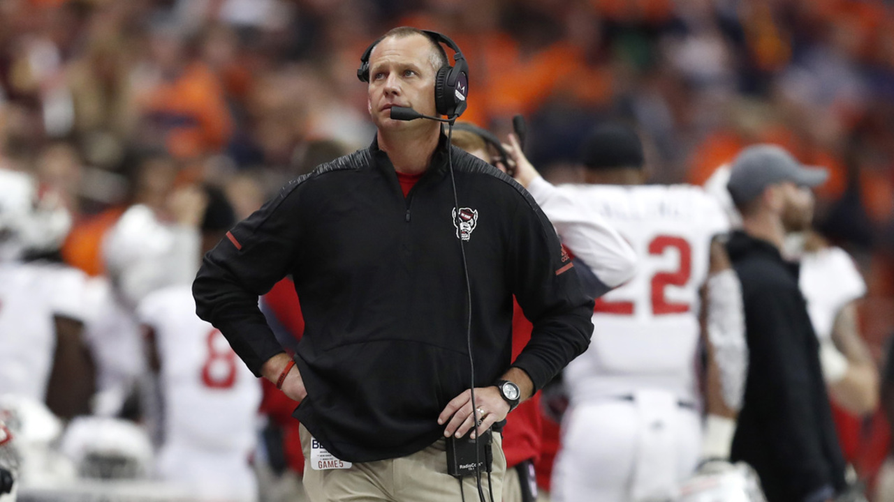 Lots of offense, one important stop. Syracuse outlasts NC State, 51-41