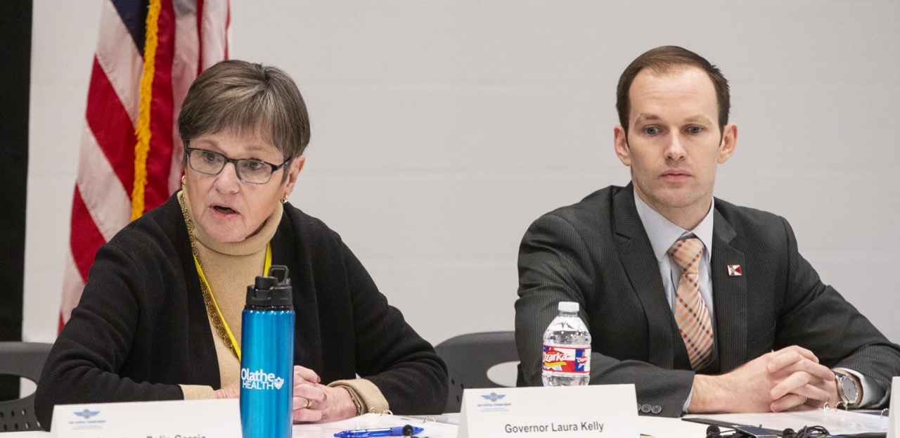 Governor takes part in roundtable talk about aviation layoffs
