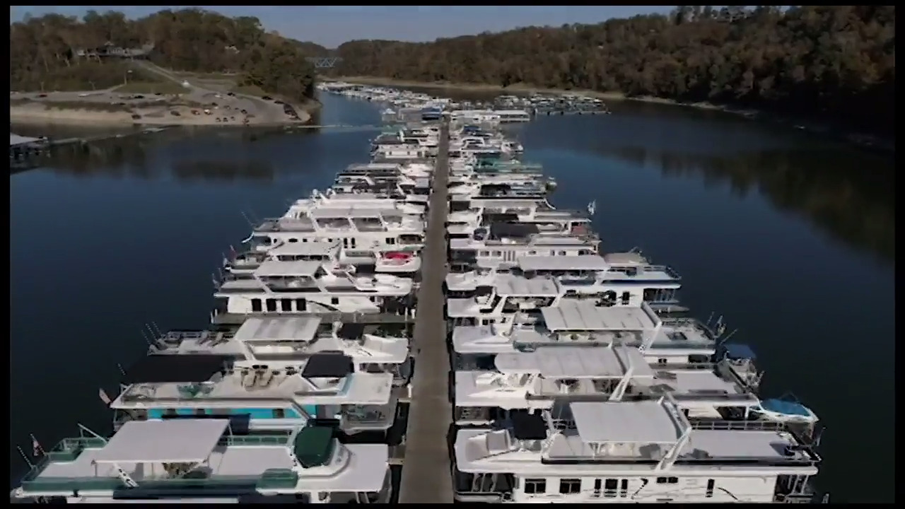 ‘It’s ridiculous.’ Small boats taxed 30x higher than luxury houseboats.