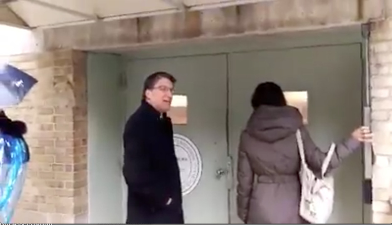 Former Gov. McCrory chased down D.C. alley by people shouting ‘Shame!’