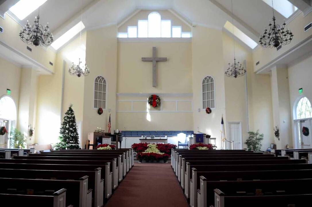 Bluffton Presbyterian church and Jewish temple share sanctuary