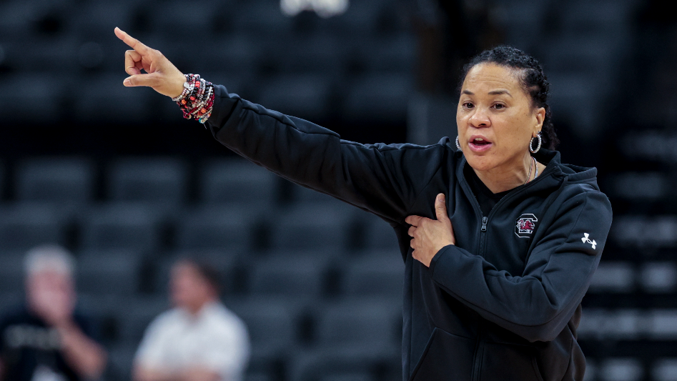 How USC's Dawn Staley coaches basketball players with changes from NIL