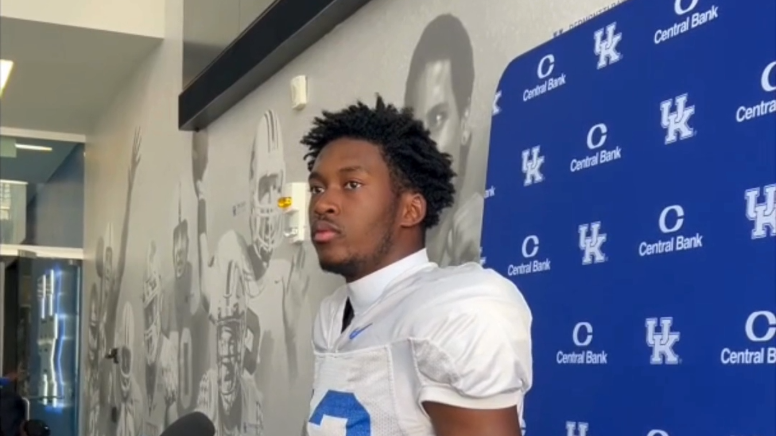 Hasaan Sykes on the transition to FBS, UK's cornerback room