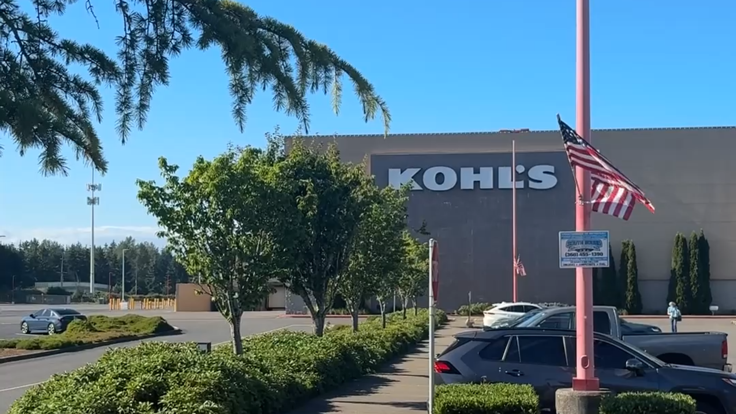 Lacey shopping center is sold, records show