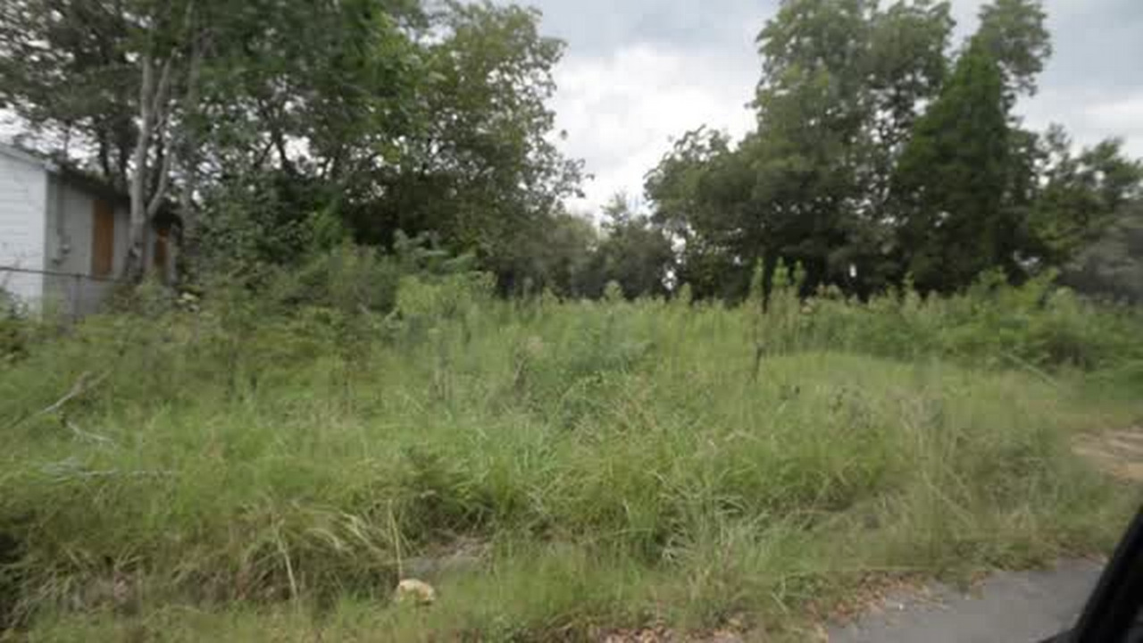 Video: Habitat director Tessendorf drives Lynmore Estates