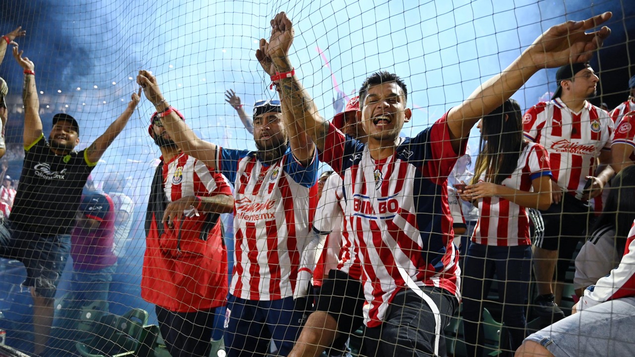 Soccer fans pack Chukchansi Park to see Chivas soccer club against Pumas UNAM