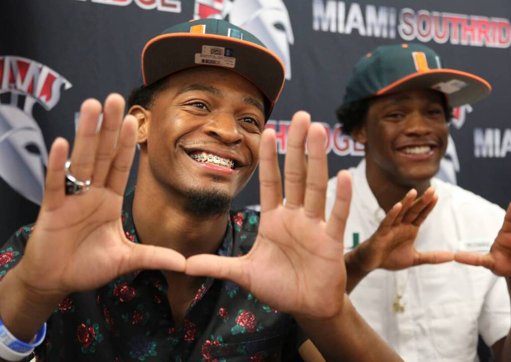 Early signing period live updates: Miami Hurricanes on way to a recruiting gold mine