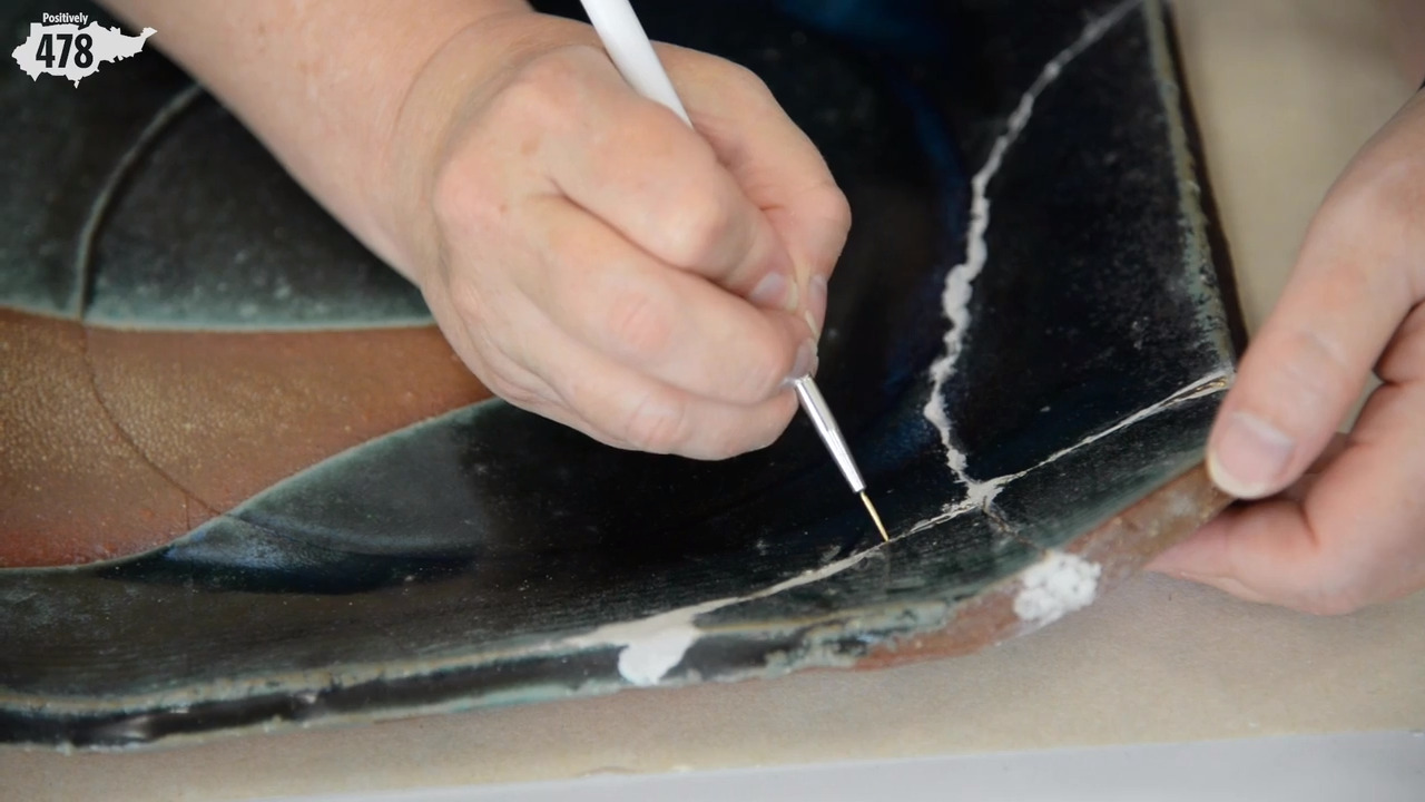 Japanese artist teaches Maconites how to make broken pottery ‘better than before’