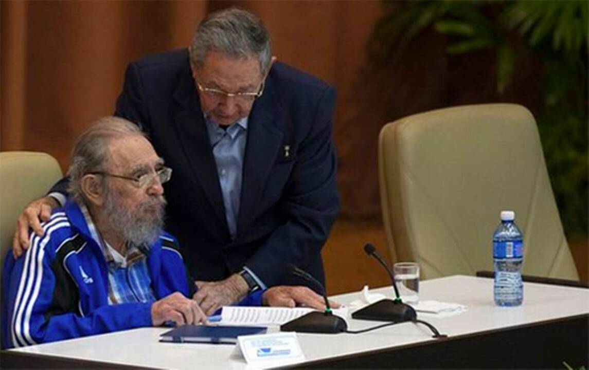 Fidel Castro delivers speech to Communist Party, and bids final farewell