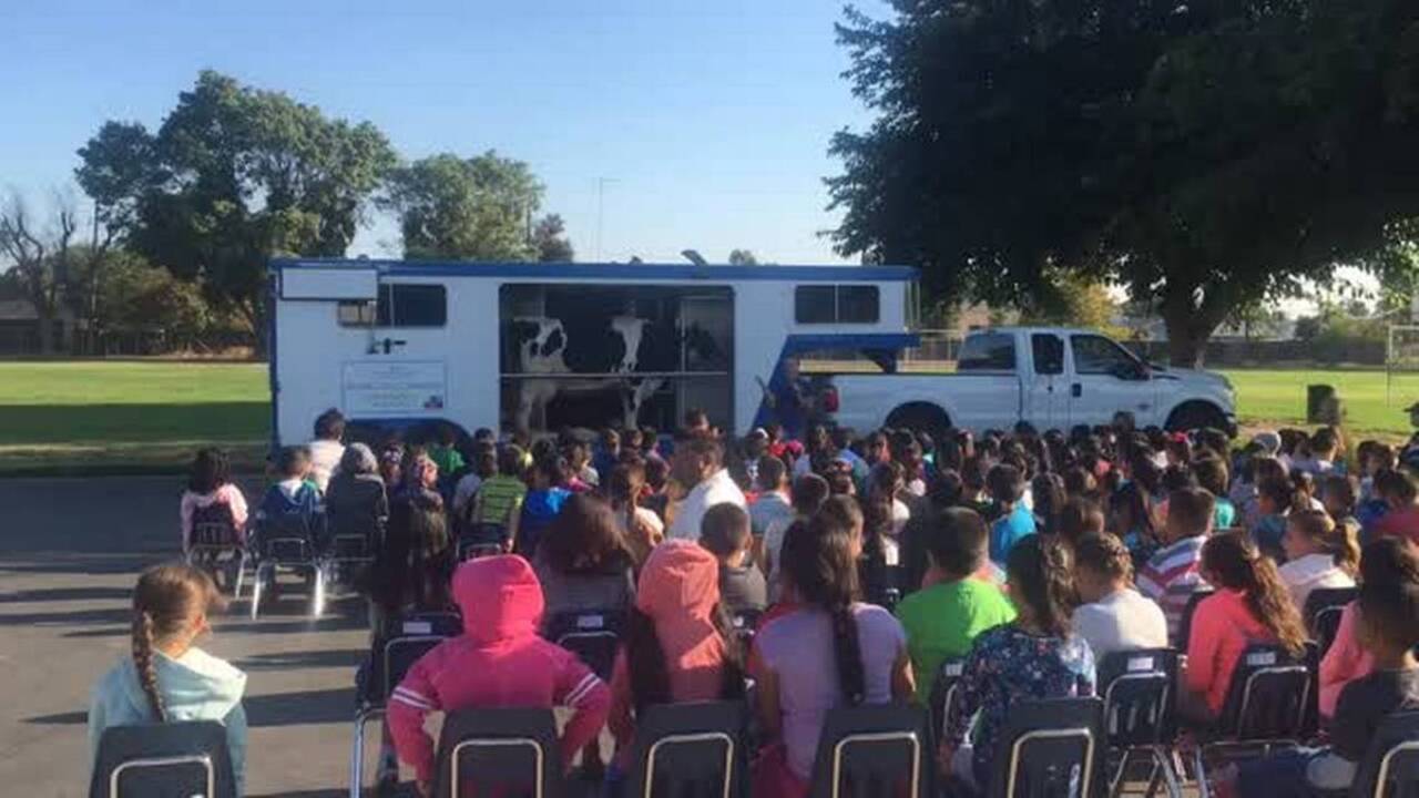 Mobile farm brings ag life to students
