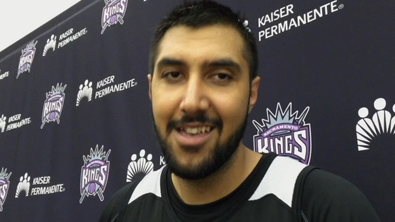 Video: Kings prospect Sim Bhullar credits new healthy diet for weight loss