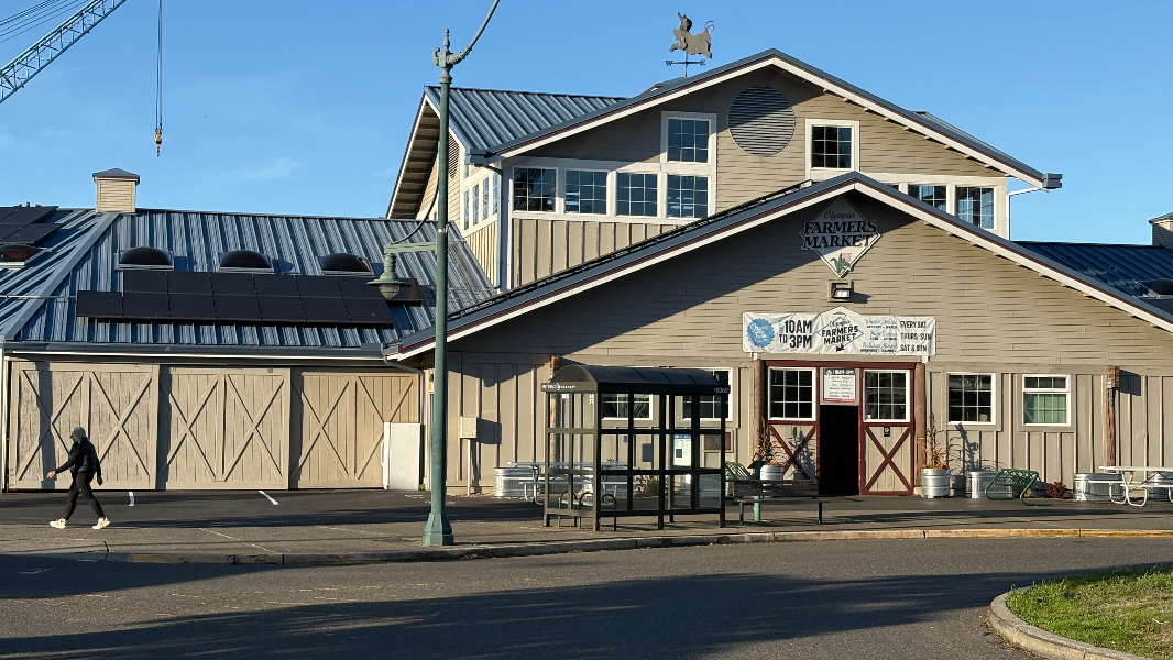 Controversy erupts at Olympia Farmers Market