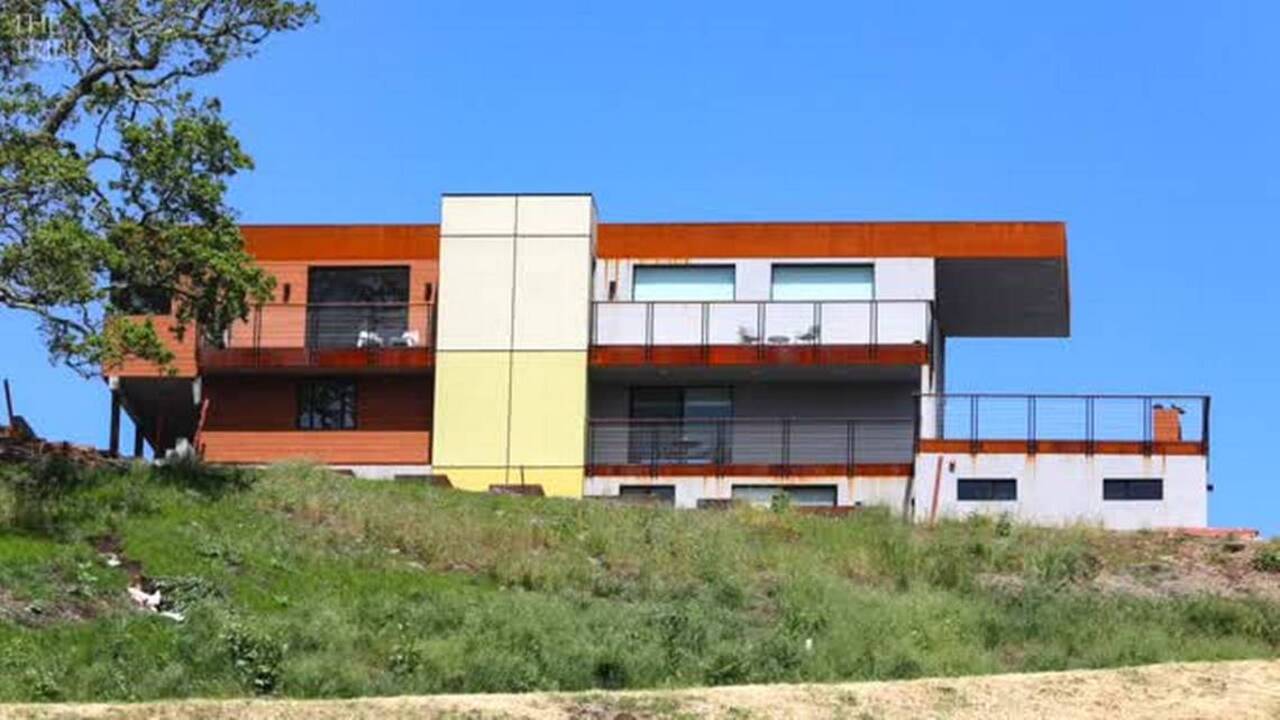 Tour a 4,200-square-foot home that overlooks the wooded hillsides in Templeton