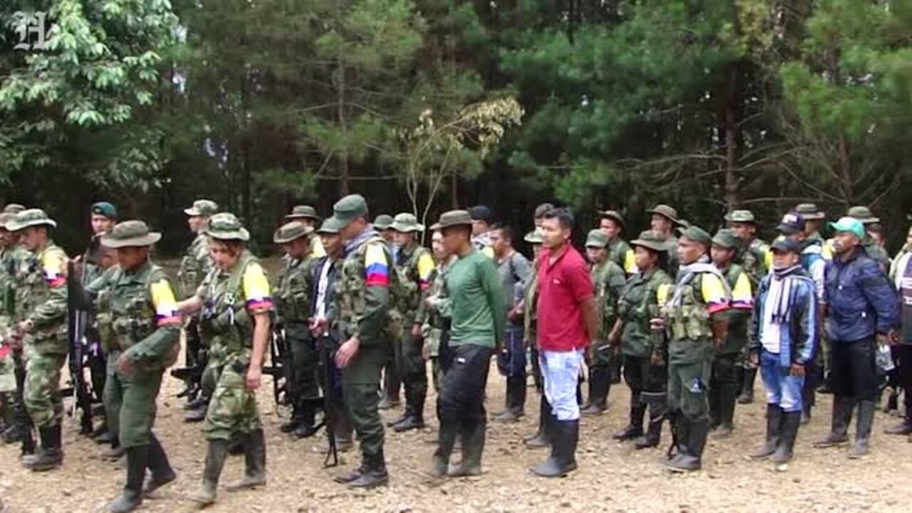 Colombia’s FARC begins journey out of the jungle