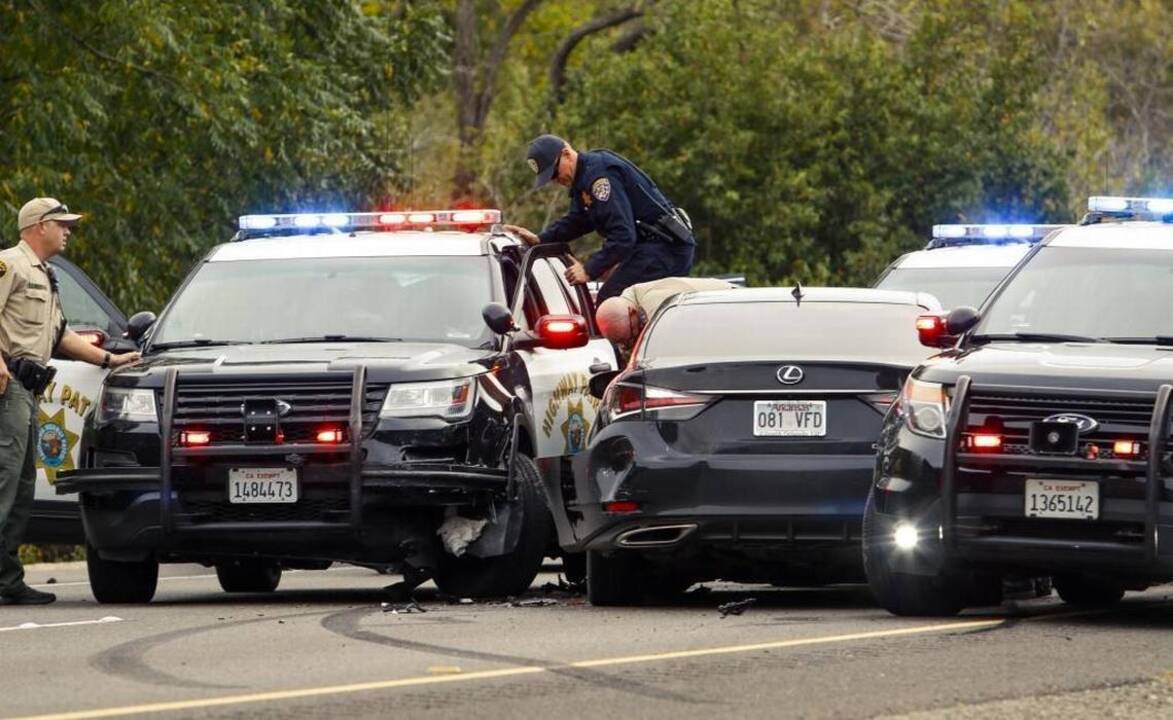 CHP officer injured, suspect arrested in high-speed chase that closes Hwy. 101