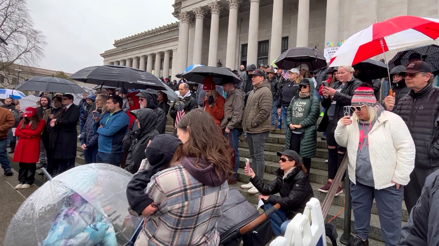 Hundreds rally for parental rights at Capitol: ‘We do not co-parent with the government’