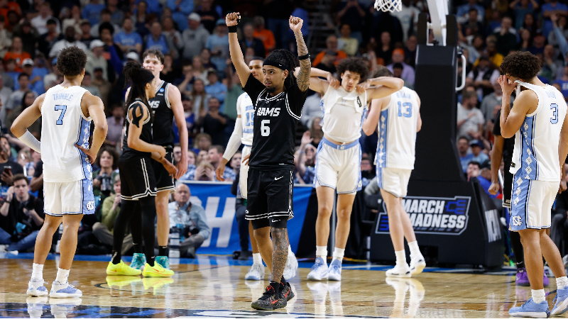 What does UNC's collapse to VCU mean for the Tar Heels and Hubert Davis?