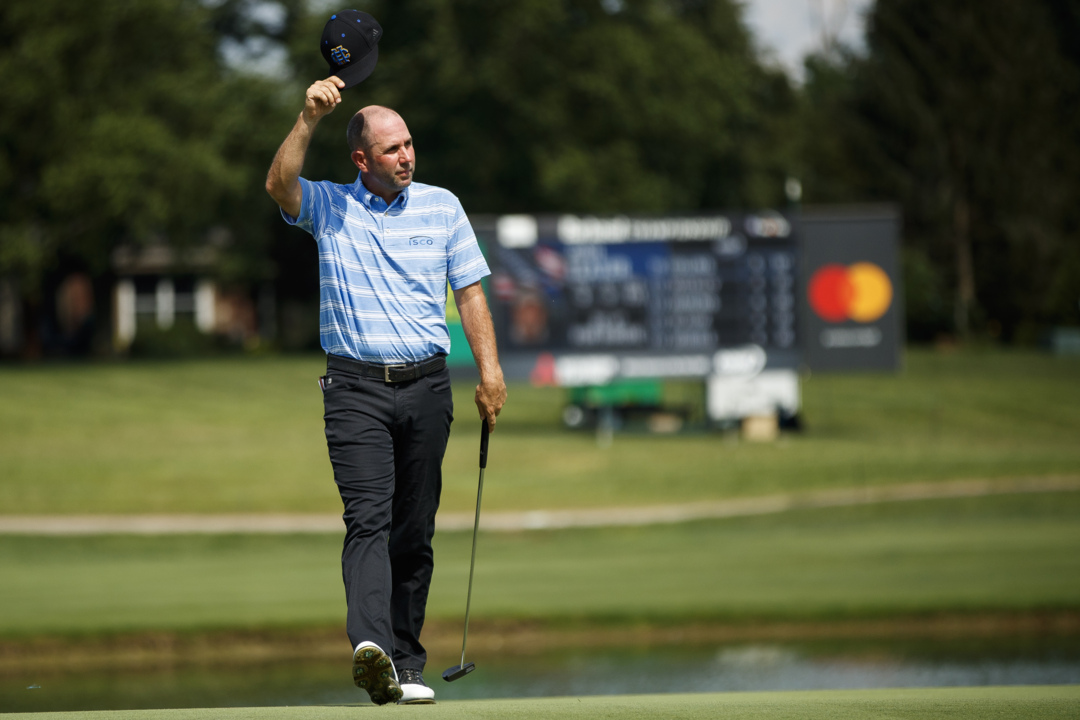Photo slideshow: PGA Barbasol Championship opening round