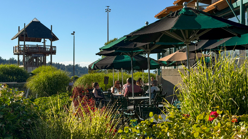 Some of the best places to eat, drink outside in Olympia