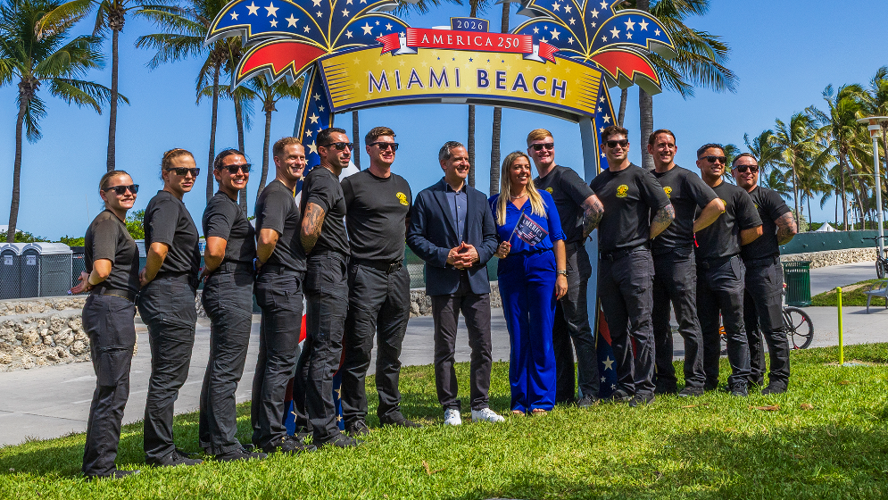 Mayor Steven Meiner unveils the "Miami Beach FREEDOM"