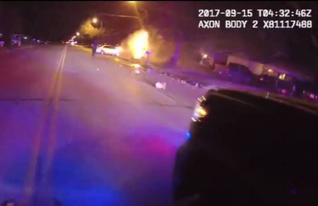 Watch: Texas police officers save woman from burning car | Fort Worth ...