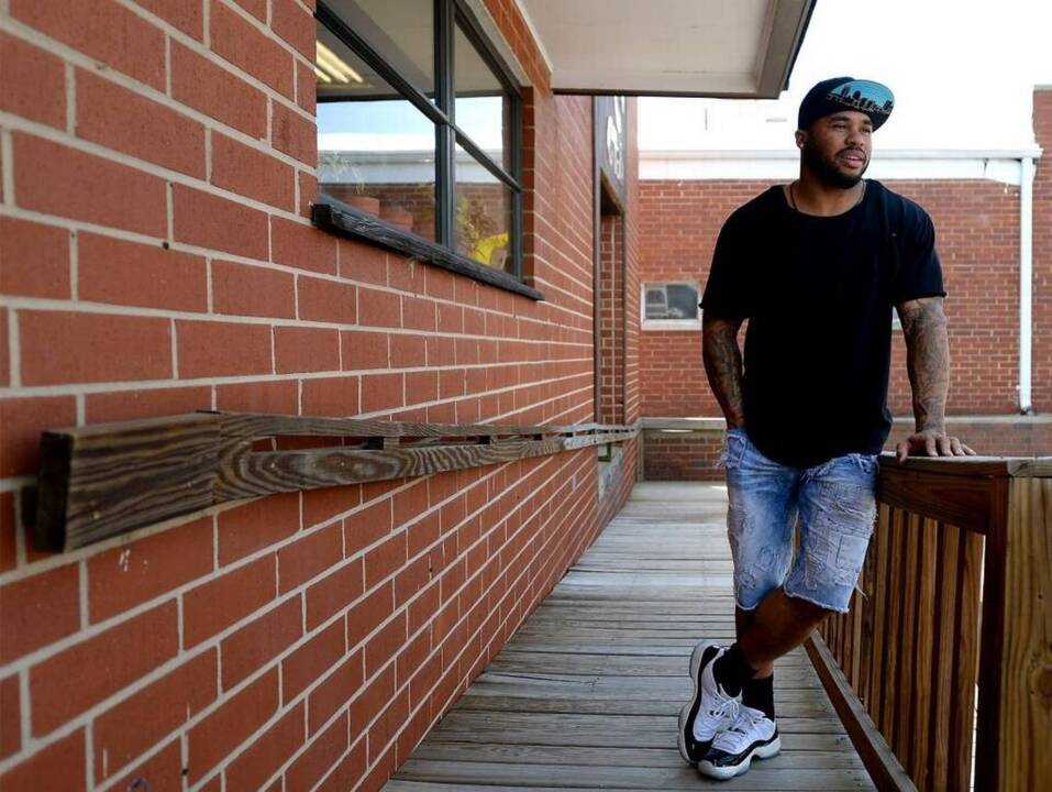 Steve Smith hosts annual Lace Up Son Family 5K