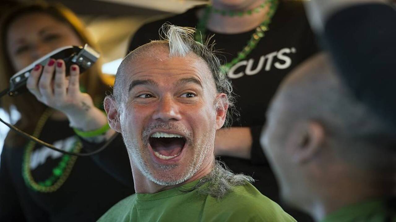 De Vere’s helped many “brave the shave” for St. Baldrick’s fundraiser