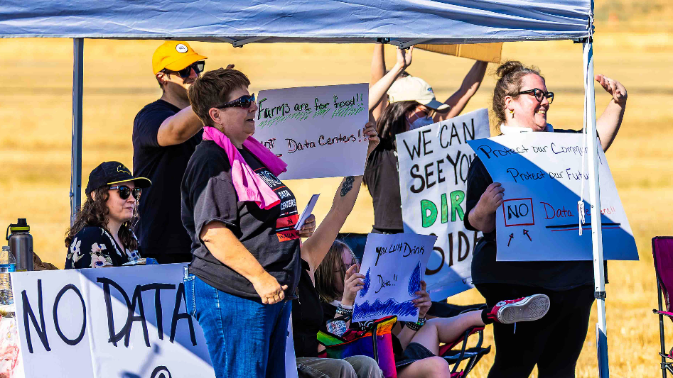 Wallula Gap data center opponents speak out at open house event