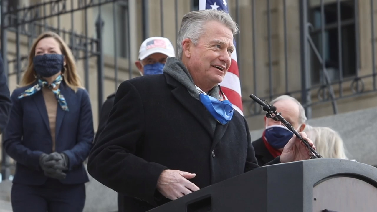 Gov. Brad Little honors veterans — it’s different this year
