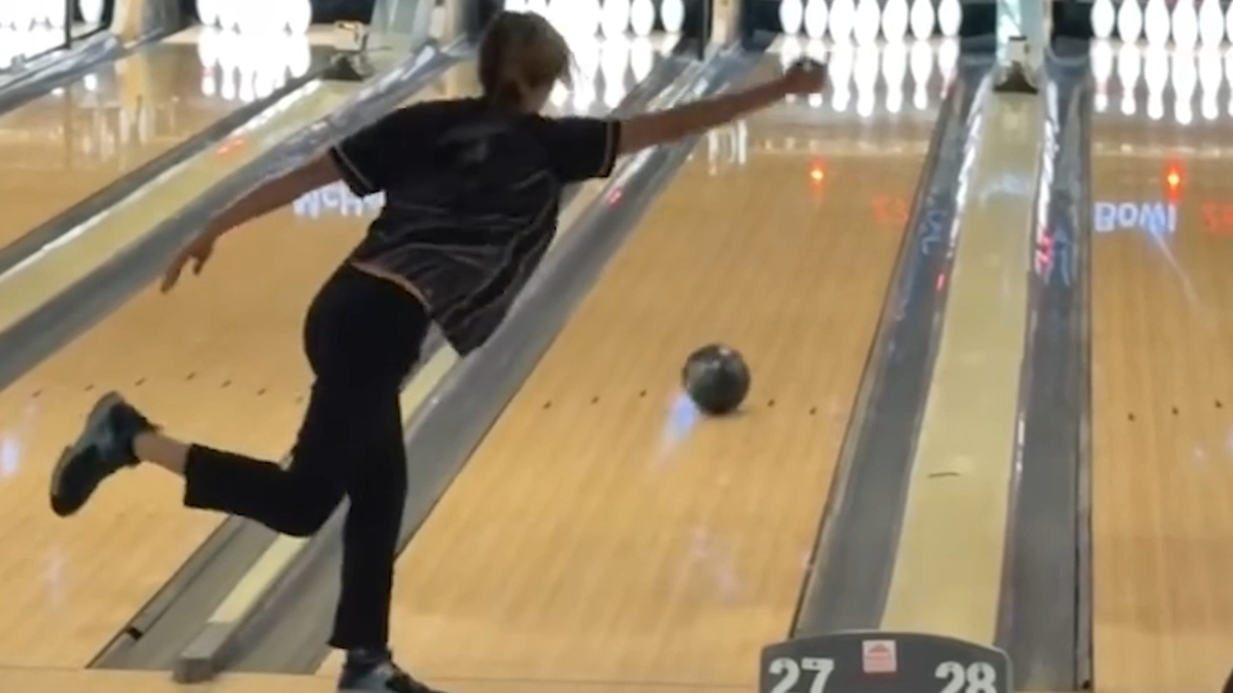 See final frame in Modesto bowler's 300 game