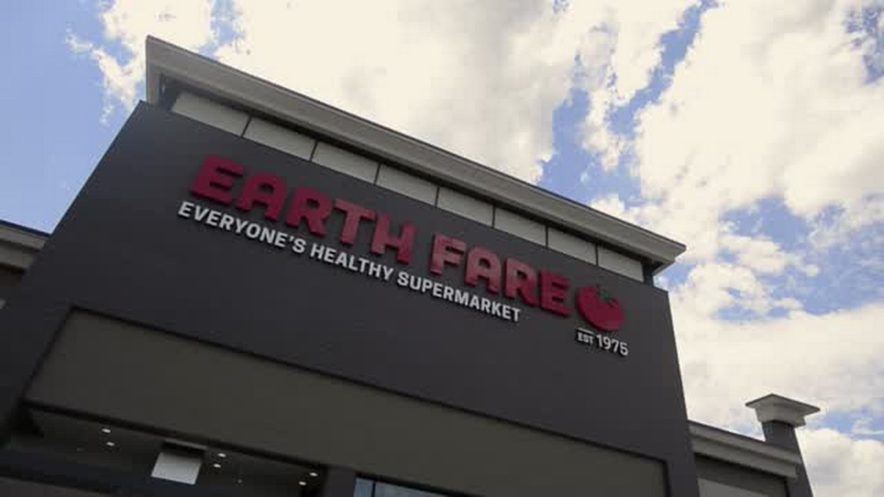 Take a look back at when Earth Fare opened its Concord location