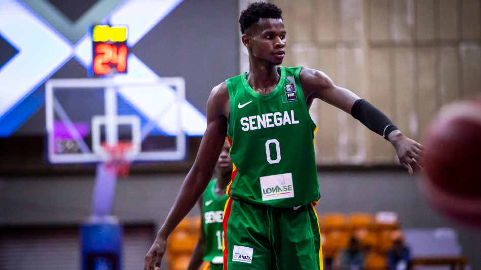Senegalese power forward Ousmane N'Diaye picks Kentucky