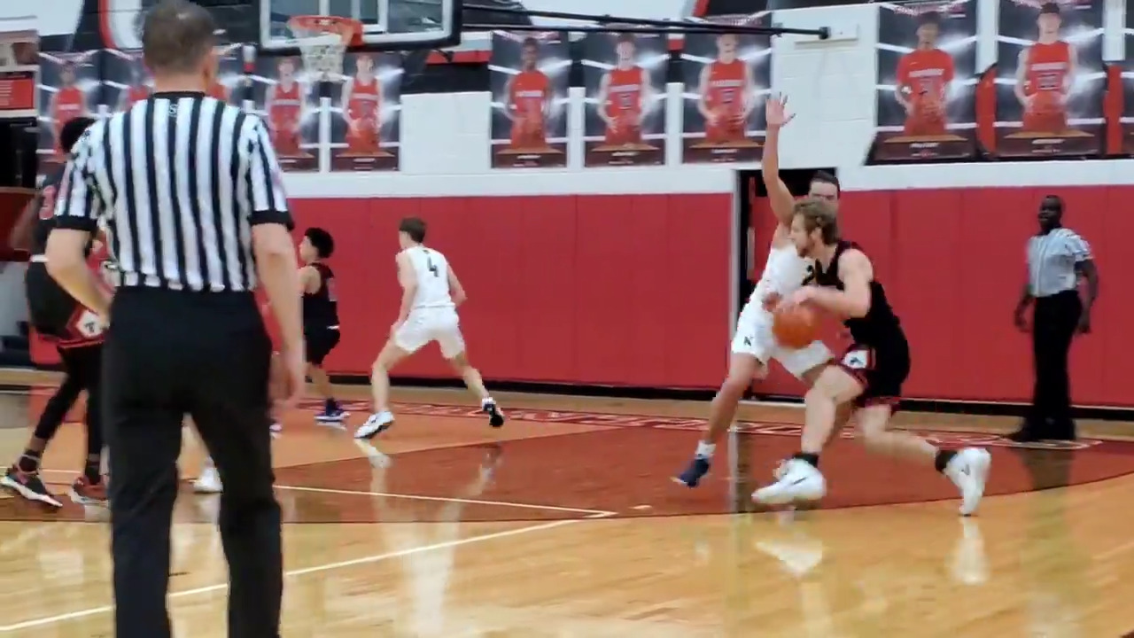 Spin move and lay in by Jaxson Kapellusch helps propel Euless Trinity