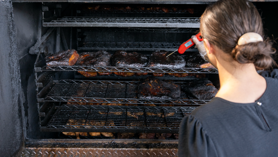 Family-owned Brank’s BBQ to move into new building across the street in Sumner