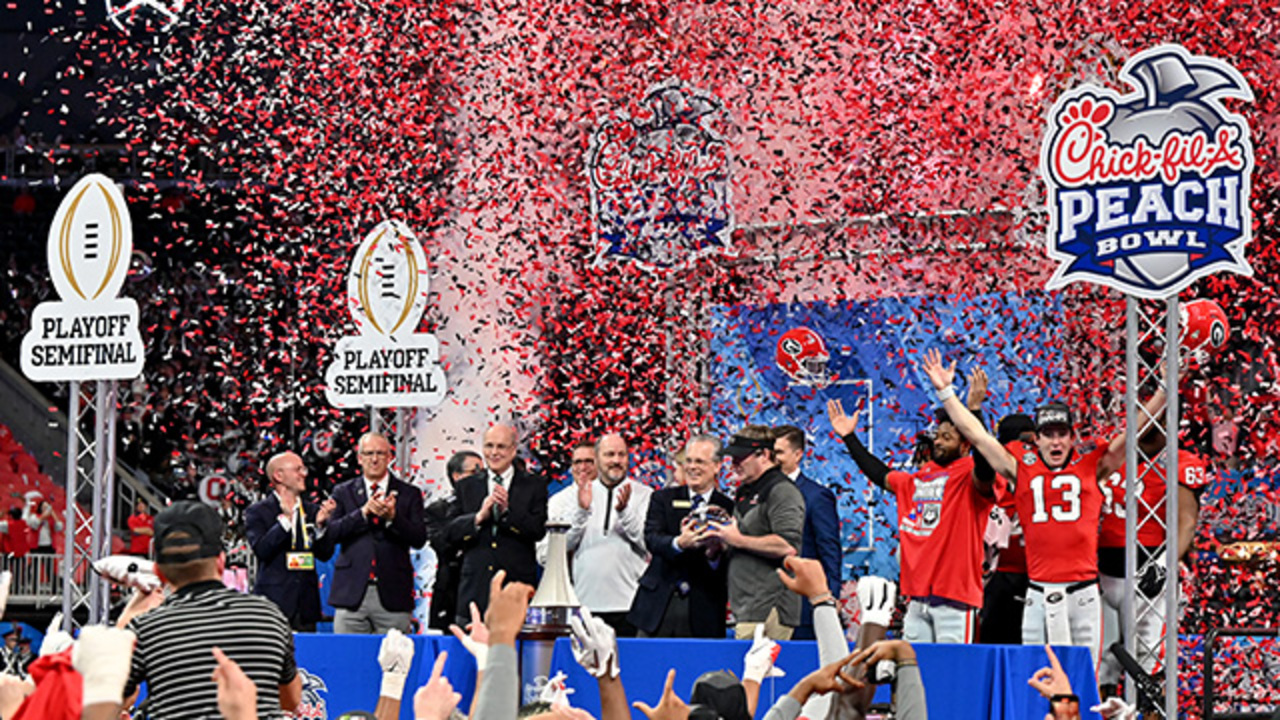 Photo Gallery: Georgia defeats Ohio State 42-41 in 2022 Peach Bowl